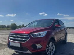 Rot Gebraucht 2018 Ford Kuga SUV | 16.800 € (Fairer Preis)
