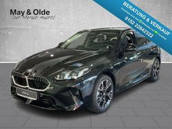 Schwarz Neu 2025 BMW 120 M Sport Kleinwagen | 37.777 € (Etwas zu teuer)