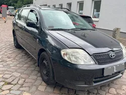 Weiß Gebraucht 2003 Toyota Corolla Kombi | 1.750 € (Guter Preis)