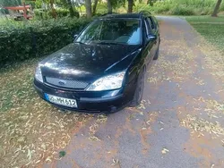 Schwarz Gebraucht 2001 Ford Mondeo Kombi | 700 € (Guter Preis)