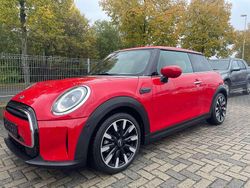 Chili red Gebraucht 2022 Mini ONE Kleinwagen | 20.600 € (Fairer Preis)