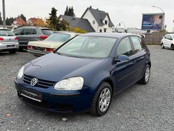 Blau Gebraucht 2004 VW Golf V Limousine | 2.790 € (Etwas zu teuer)