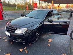 Schwarz Gebraucht 2010 Mercedes C250 Avantgarde Limousine | 6.000 € (Fairer Preis)