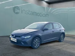 Grau Gebraucht 2024 VW Polo Life Limousine | 19.130 € (Fairer Preis)