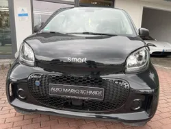Schwarz Gebraucht 2022 Smart ForTwo Electric Drive Coupé | 9.950 € (Fairer Preis)