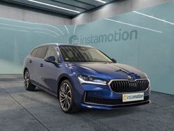 Blau Gebraucht 2024 Skoda Superb LAURIN & KLEMENT Kombi | 48.090 €