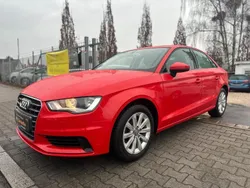 Rot Gebraucht 2015 Audi A3 Attraction Limousine | 14.999 € (Guter Preis)