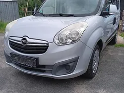Silber Gebraucht 2012 Opel Combo Edition Van / Kleinbus | 4.900 € (Fairer Preis)