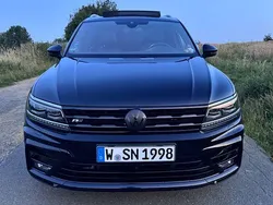 Schwarz Gebraucht 2018 VW Tiguan Highline SUV | 28.999 € (Superpreis)