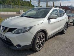 Gebraucht 2016 Nissan Qashqai Tekna SUV | 14.500 € (Etwas zu teuer)