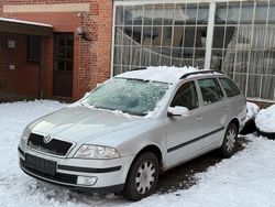 Silber Gebraucht 2007 Skoda Octavia Kombi | 2.199 € (Guter Preis)