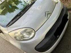 Silber Gebraucht 2009 Citroën C1 Kleinwagen | 900 €
