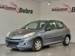 Grau Gebraucht 2010 Peugeot 206+ Basis Kleinwagen | 2.650 € (Fairer Preis)