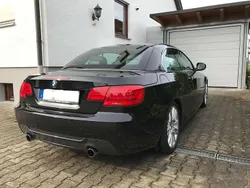 Schwarz Gebraucht 2011 BMW 335 Cabriolet Cabrio | 23.500 € (Fairer Preis)