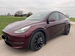Rot Gebraucht 2023 Tesla Model Y Performance SUV | 41.100 € (Fairer Preis)