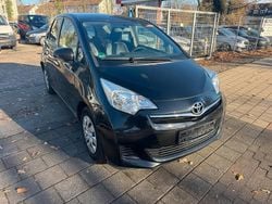 Schwarz Gebraucht 2012 Toyota Verso-S Kleinwagen | 4.750 € (Fairer Preis)