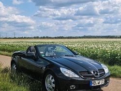 Schwarz Gebraucht 2009 Mercedes SLK200 Cabrio | 13.990 € (Etwas zu teuer)