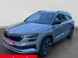 Grau Neu 2025 Skoda Karoq SportLine SUV | 39.990 € (Teuer)