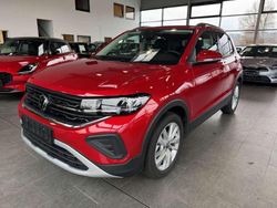 Kings red metallic Gebraucht 2025 VW T-Cross SUV | 25.970 € (Fairer Preis)