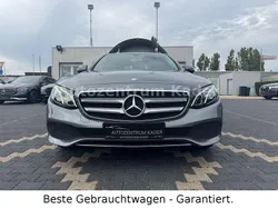 Selenitgrau Gebraucht 2017 Mercedes E200 Avantgarde Limousine | 25.450 € (Fairer Preis)