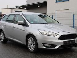 Silber Gebraucht 2015 Ford Focus Trend Kombi | 7.999 € (Guter Preis)