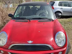 Rot Gebraucht 2002 Mini ONE Kleinwagen | 1.599 € (Fairer Preis)