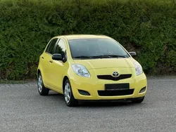 Gelb Gebraucht 2009 Toyota Yaris Cool Kleinwagen | 2.999 € (Guter Preis)