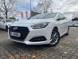 Weiß Gebraucht 2016 Hyundai i40 Trend Kombi | 9.999 € (Guter Preis)