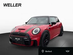 Rot Gebraucht 2022 Mini Cooper Kleinwagen | 32.880 €