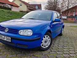 Blau Gebraucht 1998 VW Golf IV Basis Limousine | 2.200 € (Guter Preis)