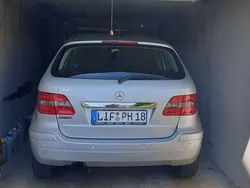 Silber Gebraucht 2009 Mercedes 200 Kleinwagen | 5.200 € (Superpreis)