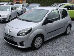 Silber Gebraucht 2010 Renault Twingo Kleinwagen | 4.380 € (Etwas zu teuer)