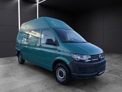Grün Gebraucht 2016 VW Transporter Van | 15.980 €