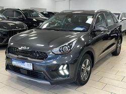Grau Gebraucht 2022 Kia Niro Vision SUV | 19.870 € (Superpreis)