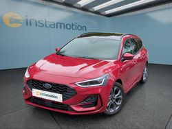 Rot Gebraucht 2024 Ford Focus Kombi | 25.549 € (Fairer Preis)