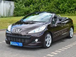 Schwarz Gebraucht 2013 Peugeot 207 CC Allure Cabrio | 5.490 € (Fairer Preis)