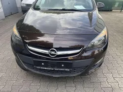 Mahogany brown (p2/so) Gebraucht 2015 Opel Astra Selection Kombi | 5.500 € (Guter Preis)