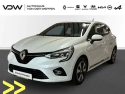 Weiß Gebraucht 2021 Renault Clio V Intens Kleinwagen | 16.900 € (Fairer Preis)