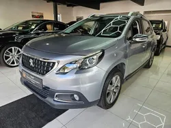 Grau Gebraucht 2018 Peugeot 2008 Style SUV | 8.199 € (Fairer Preis)