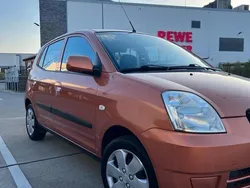 Orange Gebraucht 2005 Kia Picanto Kleinwagen | 1.600 €