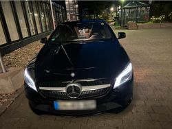 Schwarz Gebraucht 2015 Mercedes CL180 Coupé | 14.500 €