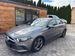 Grau Gebraucht 2020 Mercedes A180 Limousine | 14.990 € (Etwas zu teuer)