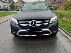 Blau Gebraucht 2018 Mercedes GLC220 SUV | 29.900 € (Fairer Preis)