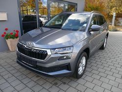 Grau Neu 2025 Skoda Karoq Selection SUV | 32.490 € (Guter Preis)