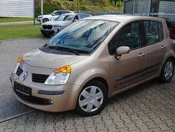 Beige Gebraucht 2005 Renault Modus Dynamique Van / Kleinbus | 999 € (Guter Preis)