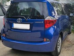 Blau Gebraucht 2013 Toyota Verso-S Van / Kleinbus | 8.100 € (Guter Preis)