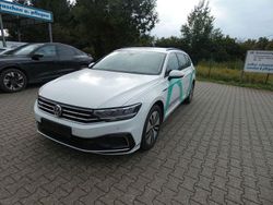 Pure white Gebraucht 2020 VW Passat GTE Kombi | 15.200 € (Guter Preis)