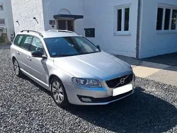 Silber Gebraucht 2015 Volvo V70 Kombi | 14.700 € (Etwas zu teuer)