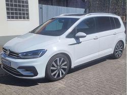 Weiß Gebraucht 2017 VW Touran Highline Van / Kleinbus | 17.500 € (Guter Preis)