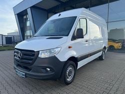 Weiß Gebraucht 2024 Mercedes Sprinter Van | 41.900 € (Guter Preis)